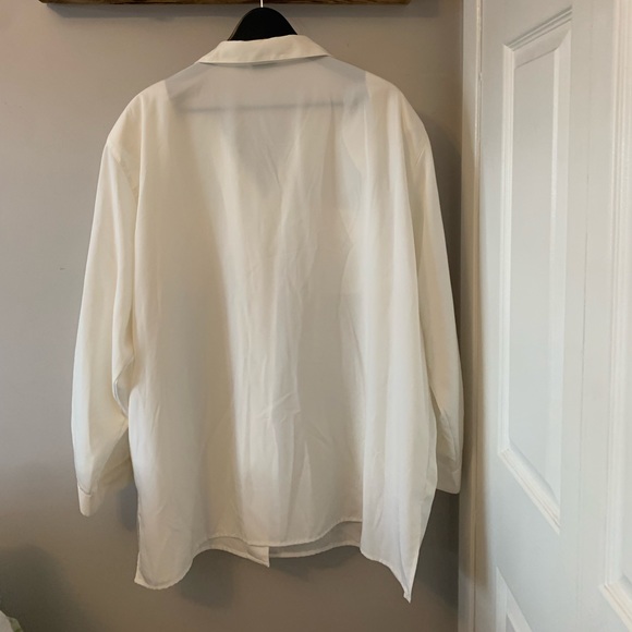5.) NWOT Vintage Plus Size Button Down - Picture 5 of 6